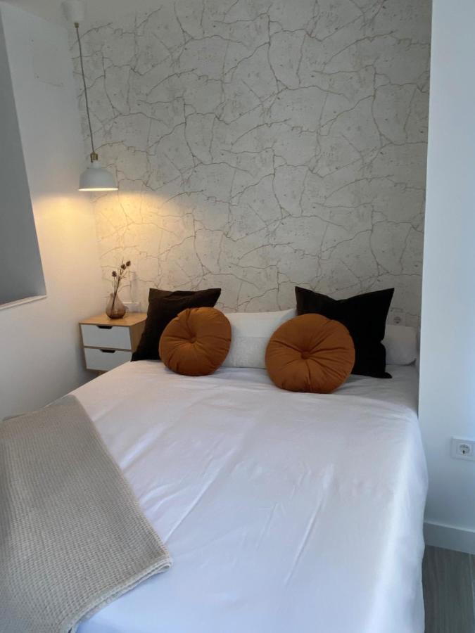 Carmen'S Cozy Apartment ตอร์เรโมลิโนส ภายนอก รูปภาพ